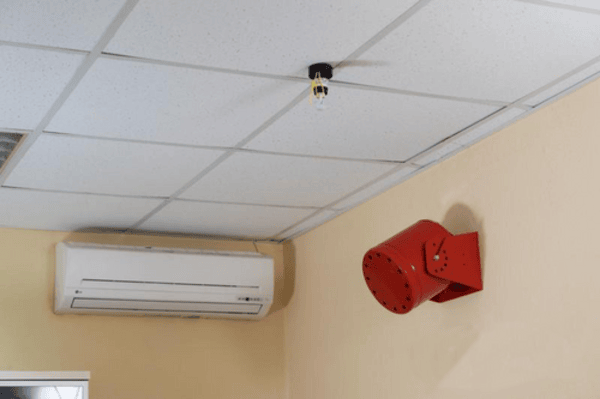 aerosol fire extinguisher